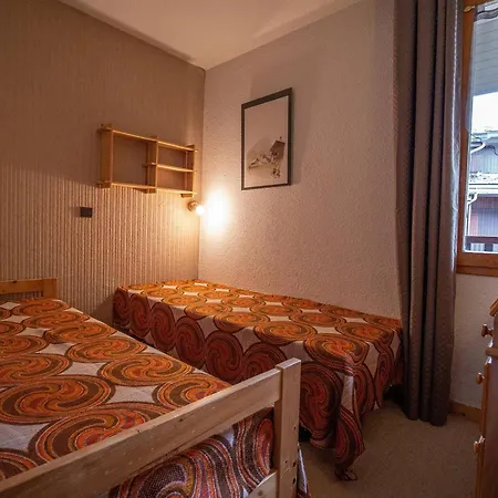 : 3p Lumineux, Pied Des Pistes, Proche Esf, Balcon Sud-est - Fr-1-356-319 *